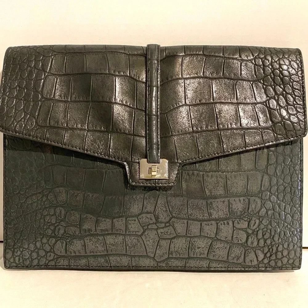 Monika Chiang NWT neroshsi leather clutch bag